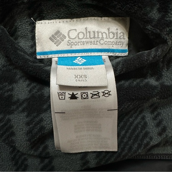 Columbia Boys Toddler Size 4/5 Reversible Winter Puffer Vest - Picture 11 of 13